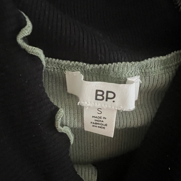 BP Ruffled Turtleneck - Picture 2 of 3